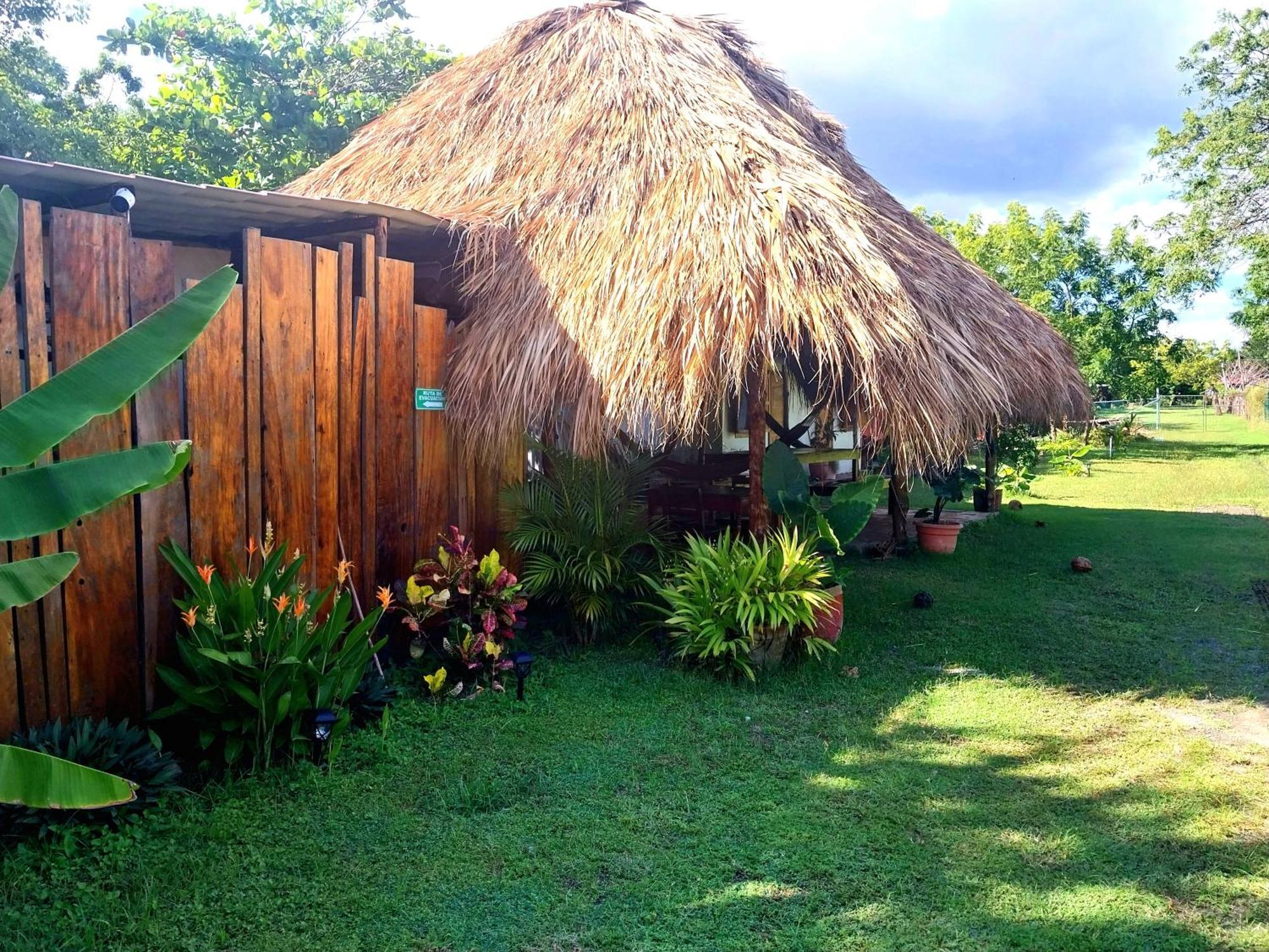 Cabanas Rusticas Las Penitas Exterior photo